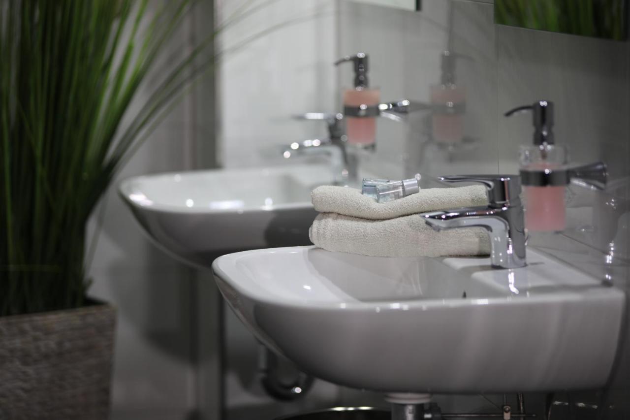 K&M Hostel Hamburg Ngoại thất bức ảnh
